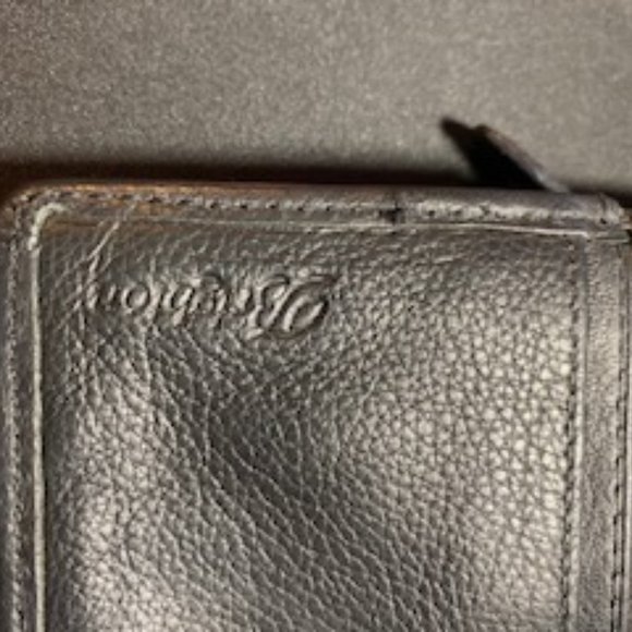 Brighton Classic Leather Wallet - Picture 4 of 9